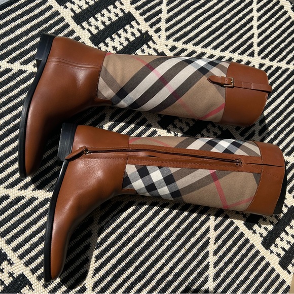 Burberry Tan Copse Riding Boots - Picture 3 of 10